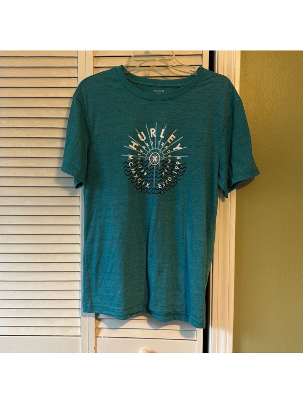Lot of 6 Men’s Medium Hurley T-Shirts - Picture 4 of 7